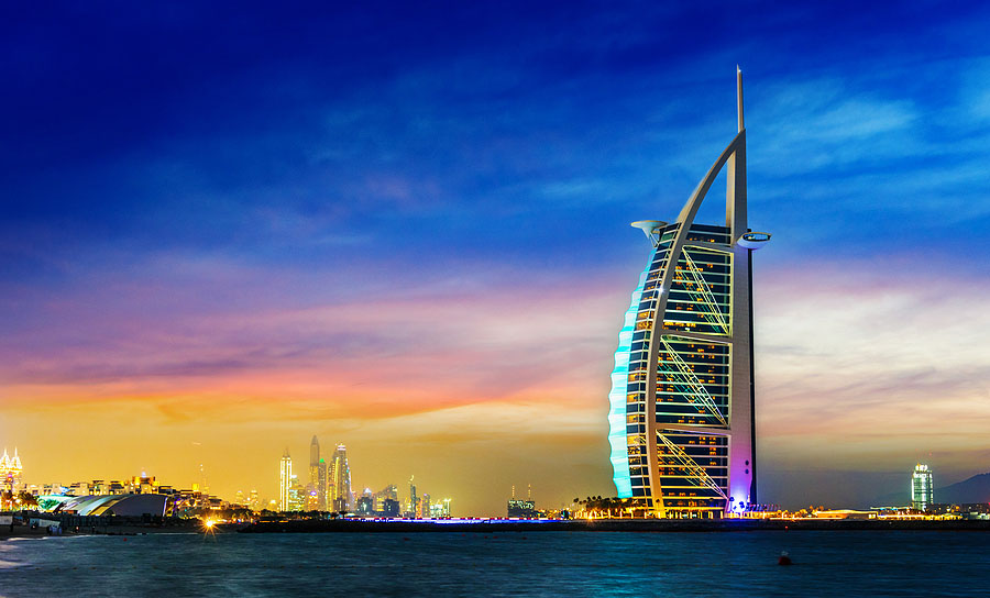Dubai-Taxes-Burj-Al-Arab-A-Luxury-Hotel