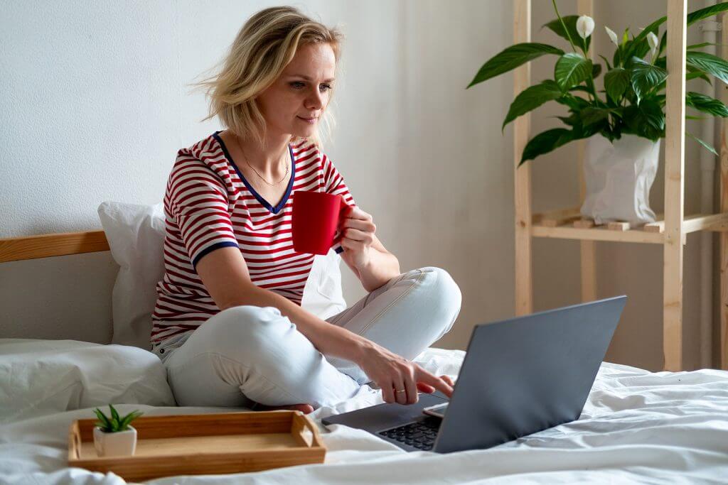 Woman filing a tax extension from abroad.